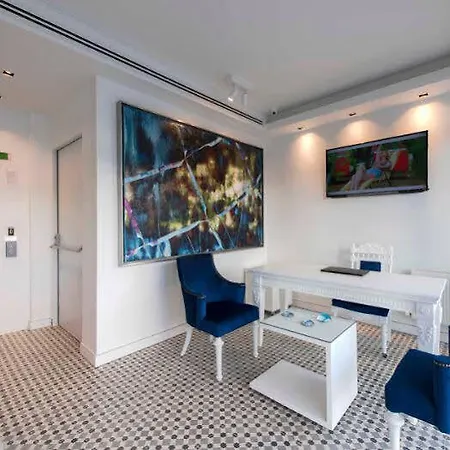 Lavandula Otel